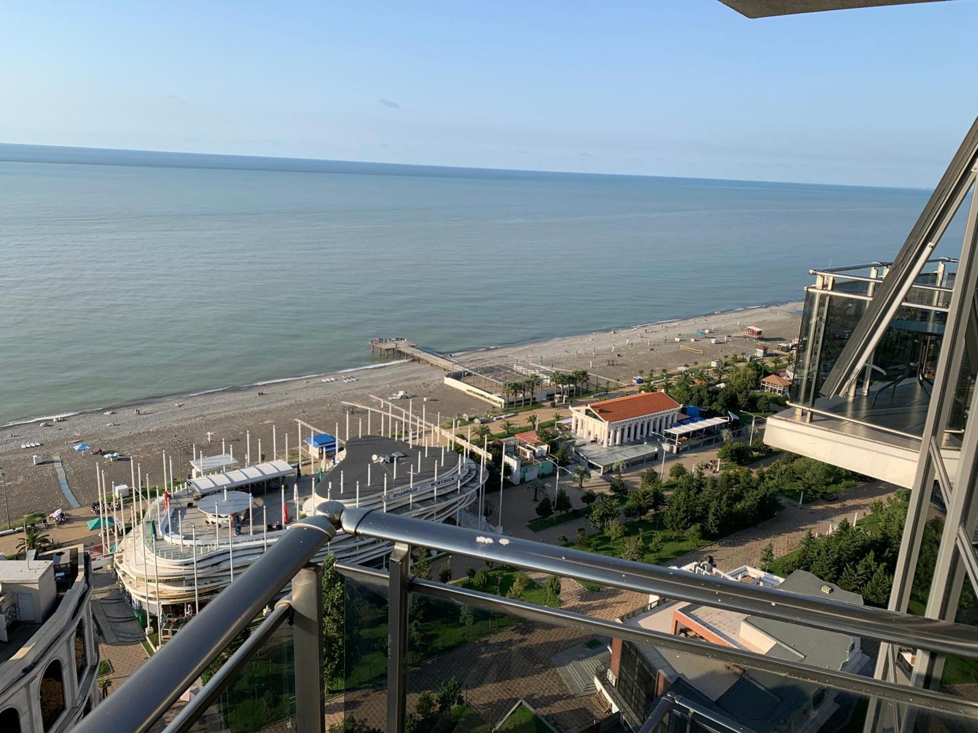 Orbi Sea Towers Batumi Resort Extérieur photo