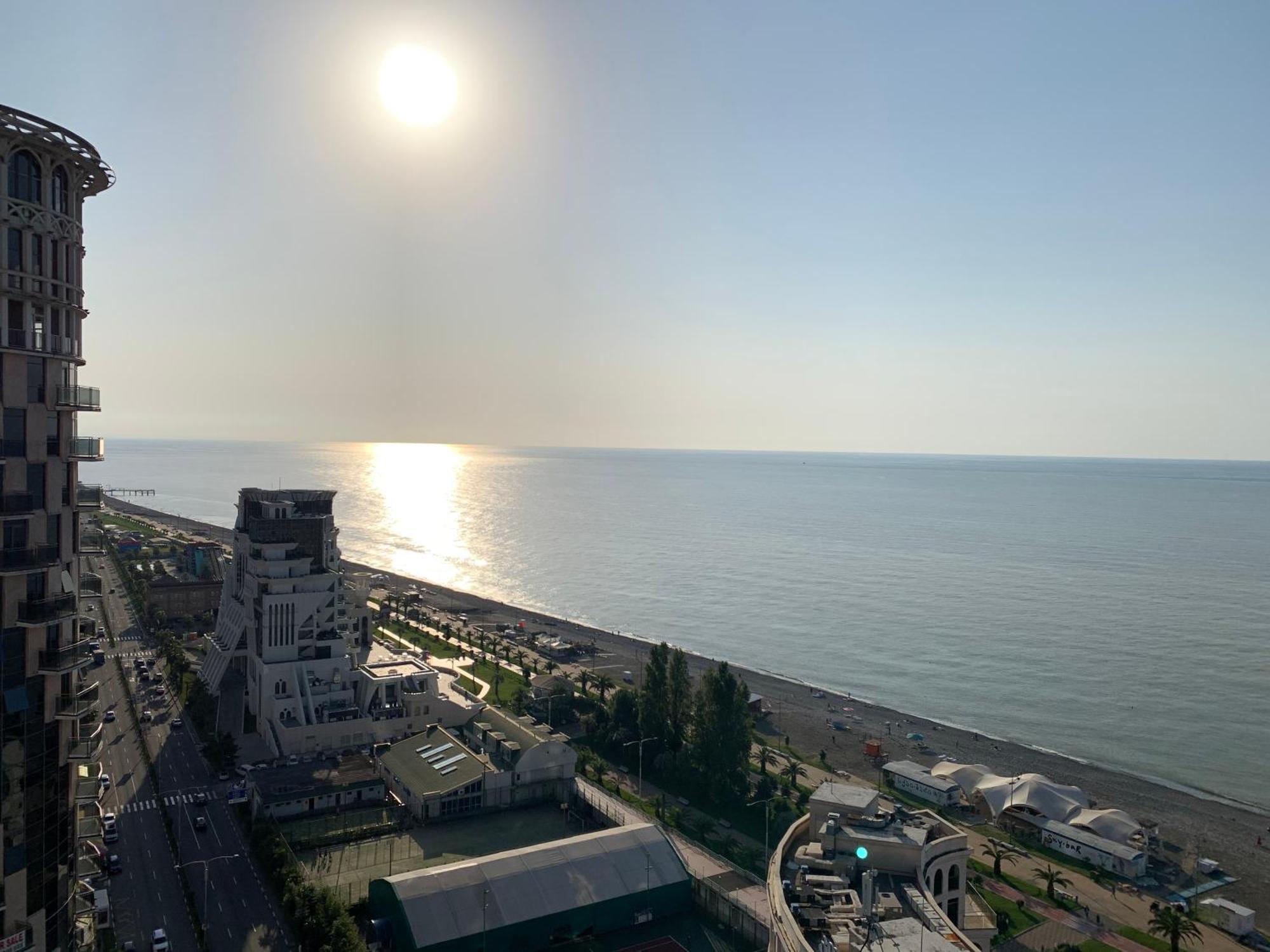 Orbi Sea Towers Batumi Resort Extérieur photo